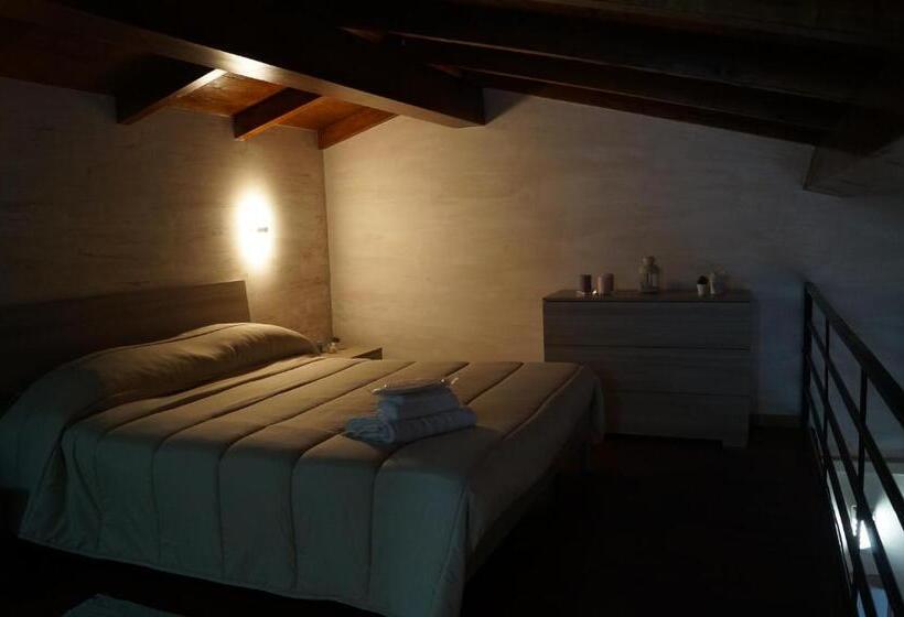 غرفة عائلية, Briscola B&b