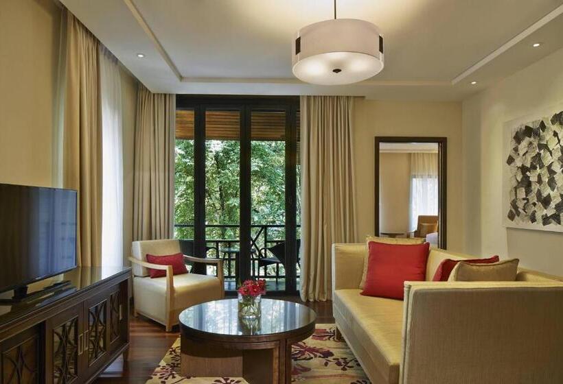 Люкс Премиум, Mulu Marriott Resort