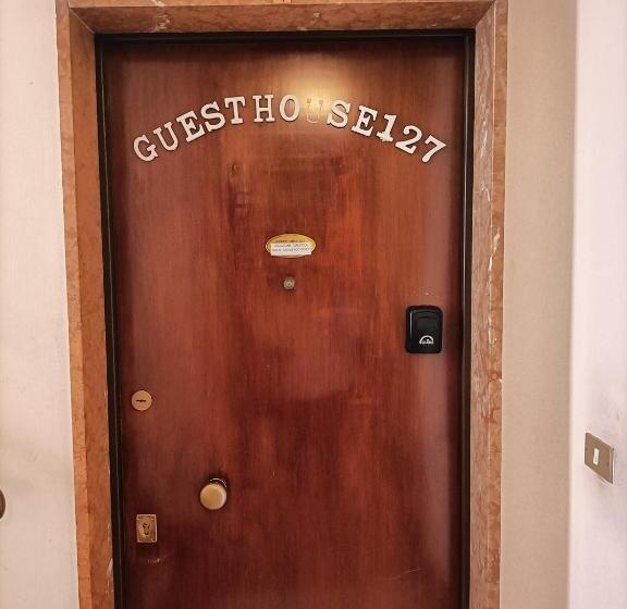 اتاق استاندارد یک نفره, Guesthouse127