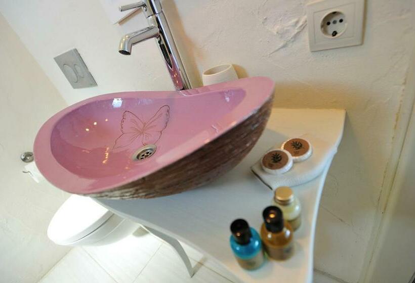 Люкс с гидромассажем, Alaçatı Sultan Konak Butik Otel ℳℛ Luxury Concept