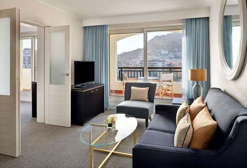 스위트, Hilton Okinawa Chatan Resort