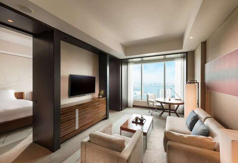 스위트, Hilton Okinawa Chatan Resort