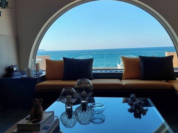 바다 전망 스위트, Aptera Beach