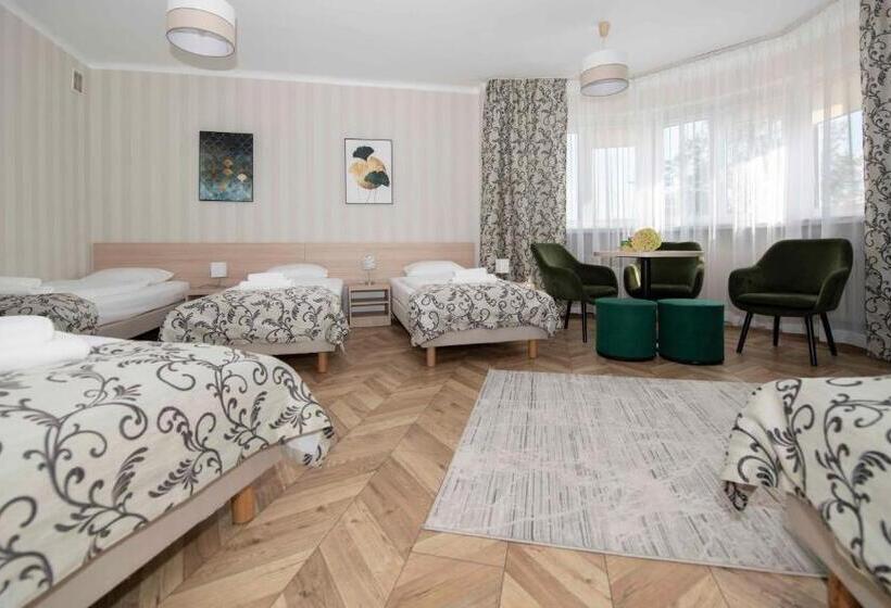 Пятиместный Стандартный Номер, Polonia