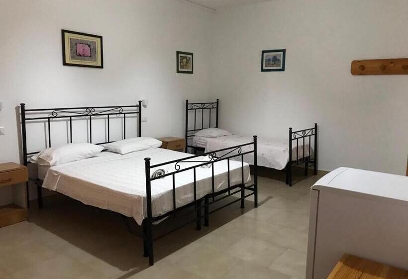 Семейный Номер, Albergo Europa