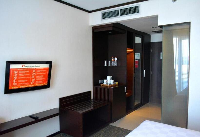 Номер Deluxe, Swiss Belhotel Danum Palangkaraya