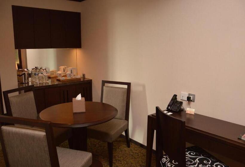 Люкс, Swiss Belhotel Danum Palangkaraya