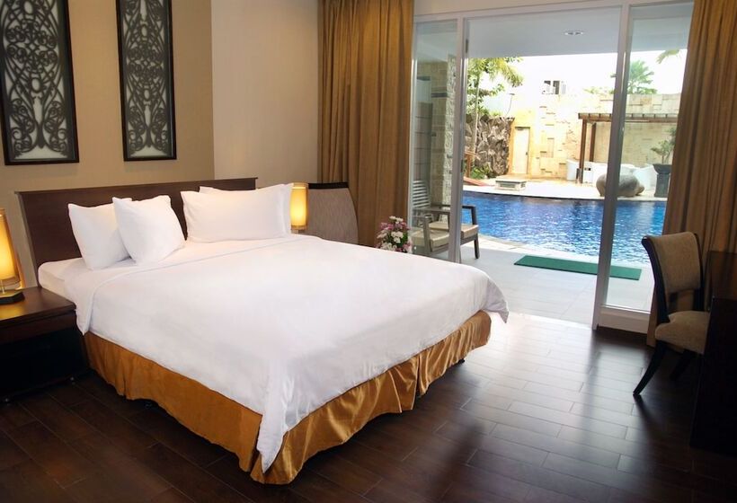Номер Deluxe, Swiss Belhotel Danum Palangkaraya