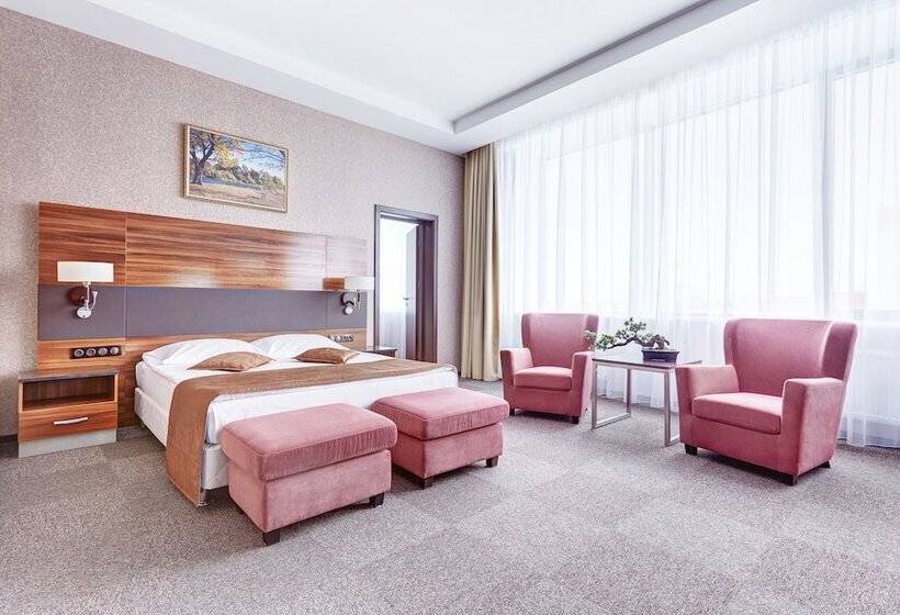 스위트, Victoria Olimp Hotel Minsk