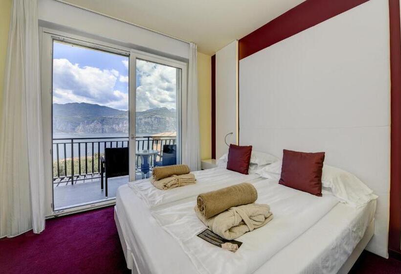 Номер Deluxe Вид на Озеро, Wellness Hotel Casa Barca