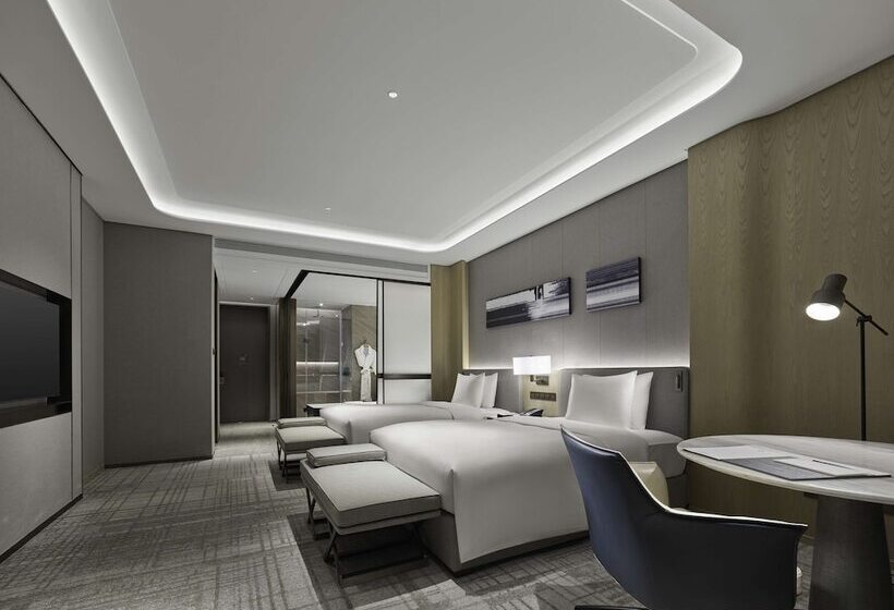 اتاق لوکس, Hilton Zhuji