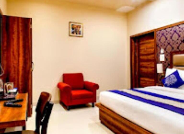 Номер Deluxe Кровать Кинг, Spiti , Mathura
