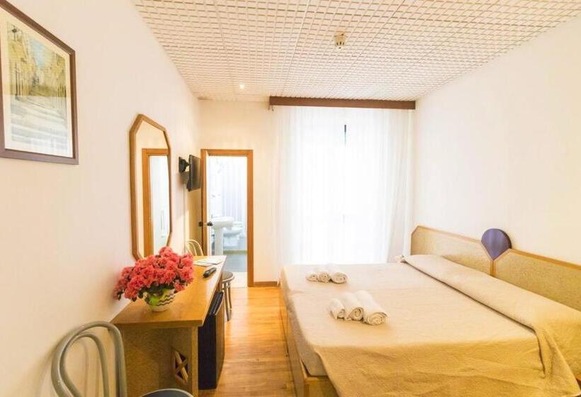Номер Стандарт Вид на Сад, Albergo Palazzo