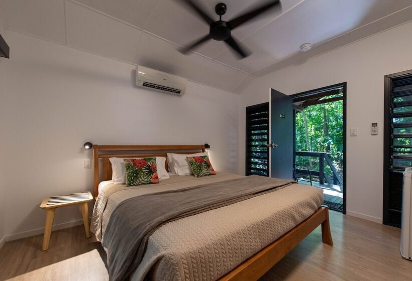 Хижина, Cape Trib Beach House