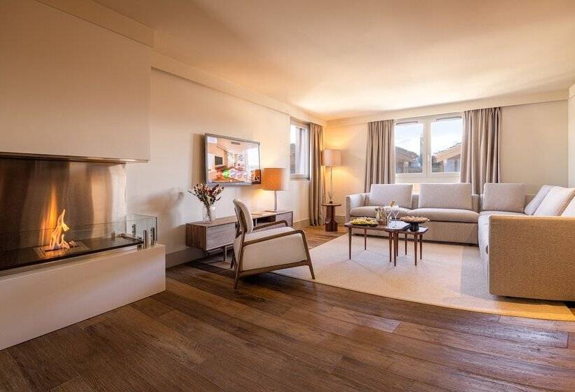 Люкс, Les Suites De La Potiniere