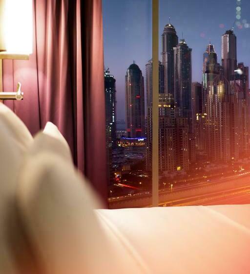 Номер Executive Кровать Кинг, Pullman Dubai Jumeirah Lakes Towers
