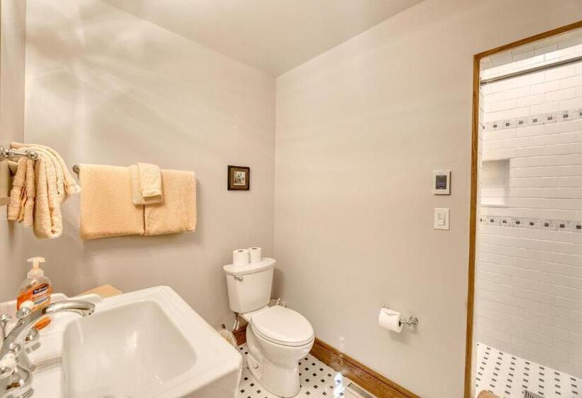Апартаменты 3 Спальни, Our Lake House