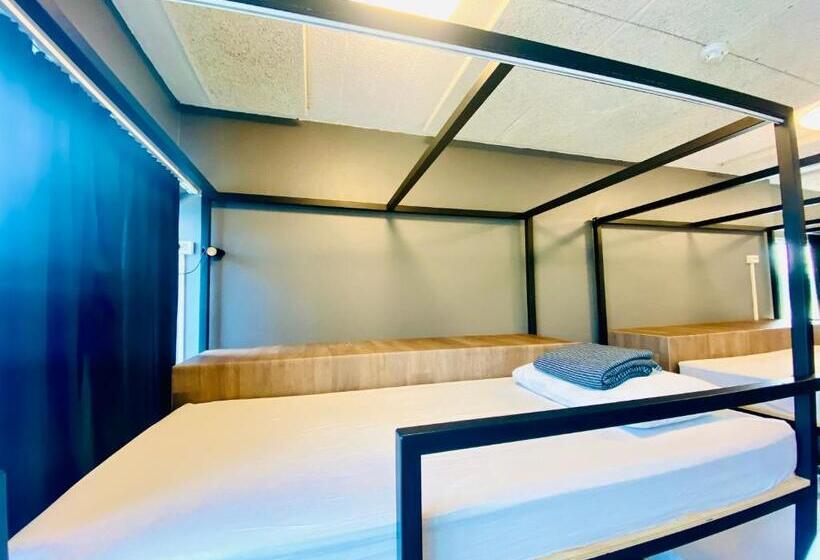 מיטה בחדר משותף, Bus Hostel Reykjavik   Reykjavik Terminal