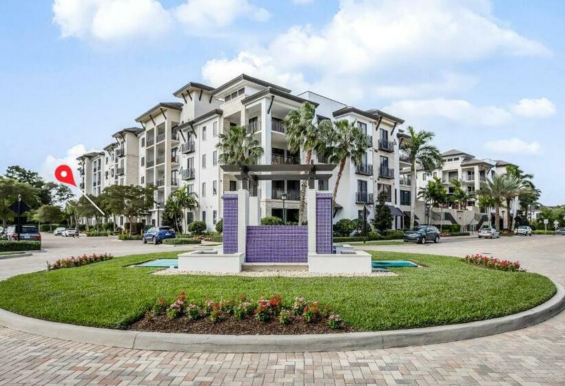 带3个卧室的公寓, Naples Square Paradise