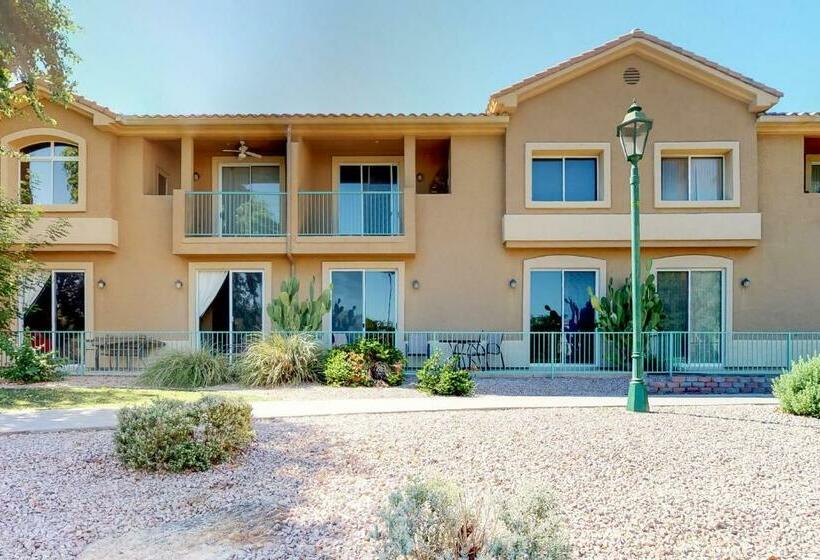 Апартаменты 2 Спальни, Superstition Springs