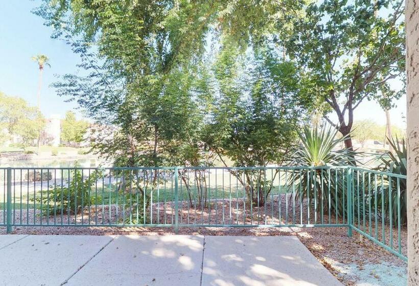 Апартаменты 2 Спальни, Superstition Springs