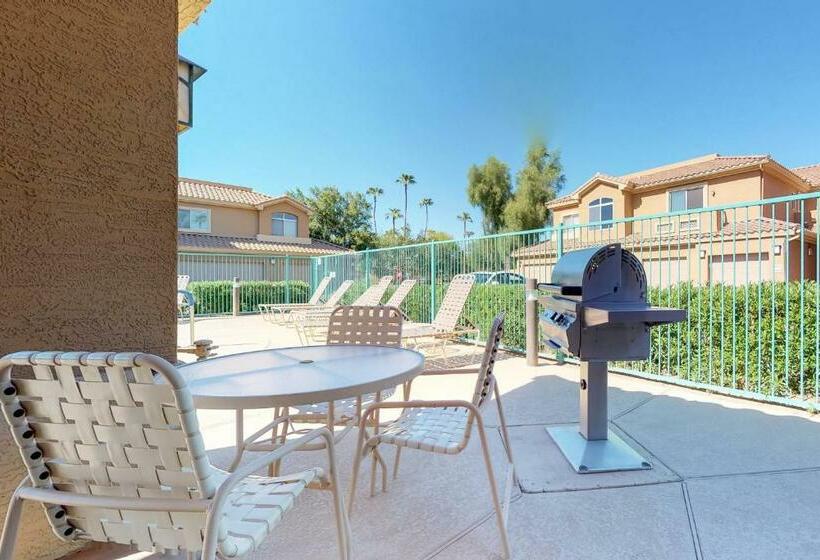 Апартаменты 2 Спальни, Superstition Springs