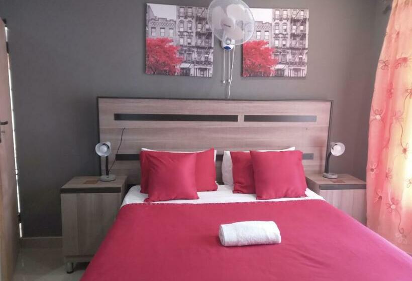 패밀리 스위트, Kadichueni Guest House