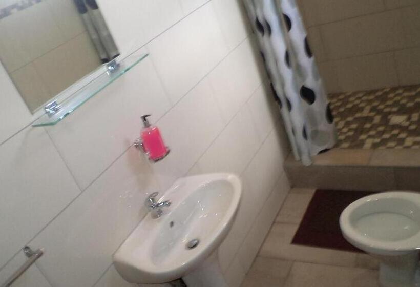Номер Стандарт, Kadichueni Guest House