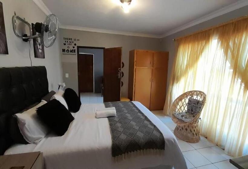 Номер Стандарт Трехместный, Kadichueni Guest House