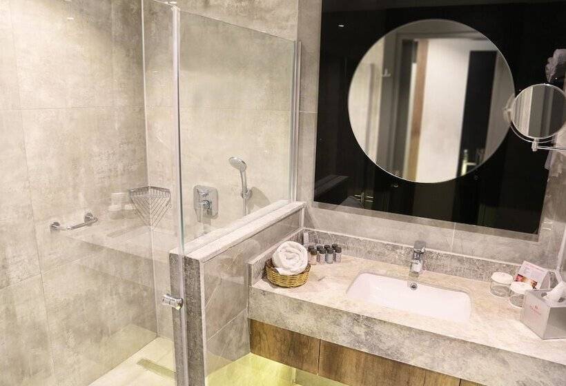 اتاق استاندارد, Ramada By Wyndham Mersin