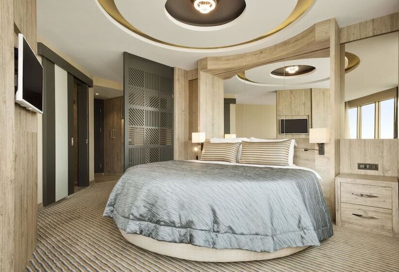 اتاق لوکس, Ramada By Wyndham Mersin
