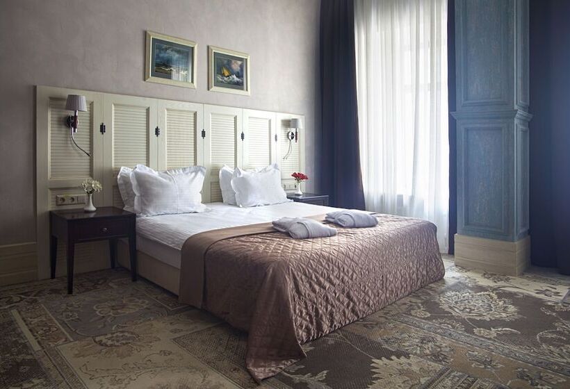 Полулюкс, Ribas Duke Boutique