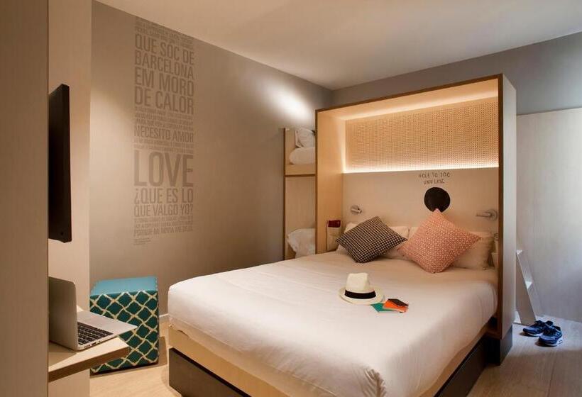 Четырехместный Номер Стандарт, Toc Hostel Barcelona