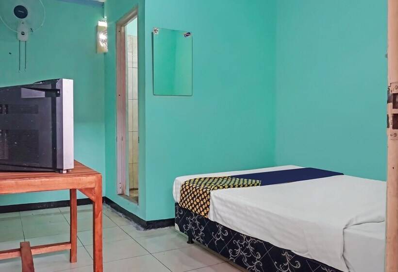 Номер Economy, Spot On 91860 Amazon Homestay Syariah 2