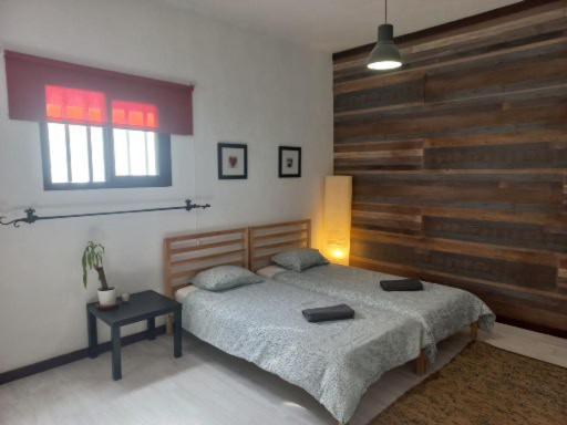 خانه 4 خوابه, Sunset House