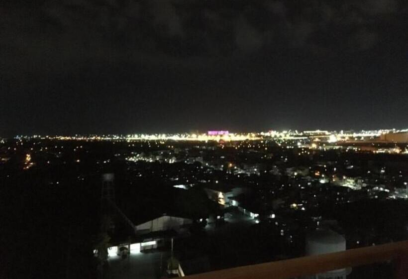 Апартаменты Пентхаус 1 Спальня, Spacious Penthouse Near Naia With 24 7 Convenience