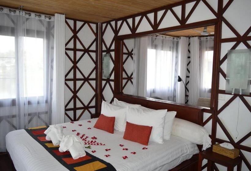 سوئیت با بالکن, Viewpoint Ecolodge