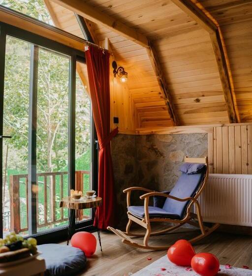 اتاق استاندارد با تراس, Serinle Bungalow