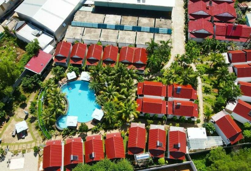 スタンダードバンガロー, Fla Village