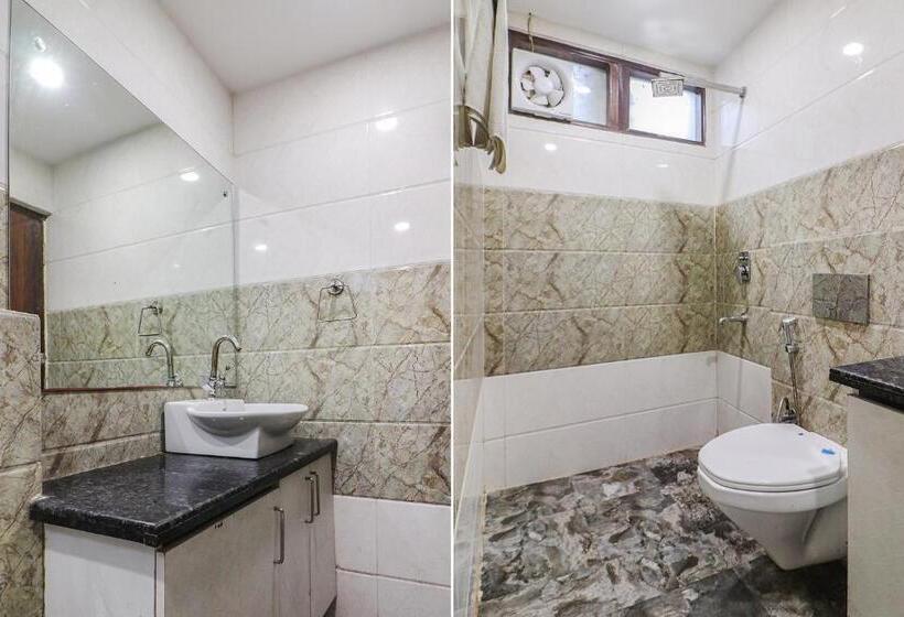 اتاق لوکس, Townhouse 1126 Super 8