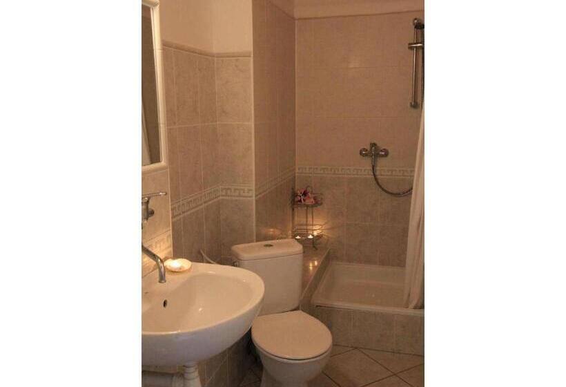 스탠다드 트리플 룸, Bed & Breakfast Penzion Brno