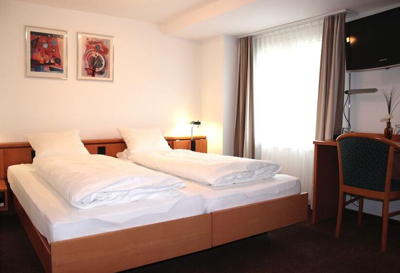 Номер Стандарт, Freihof Swiss Lodge