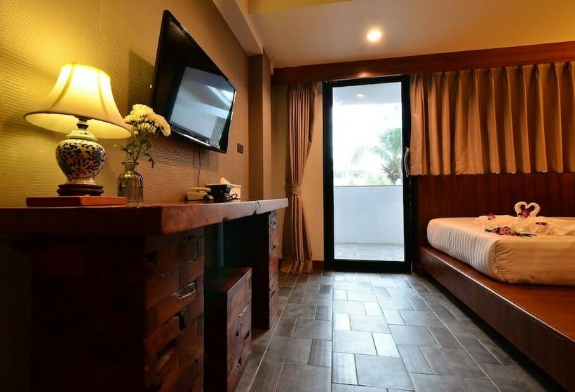 디럭스 룸, Lap Roi Karon Beachfront