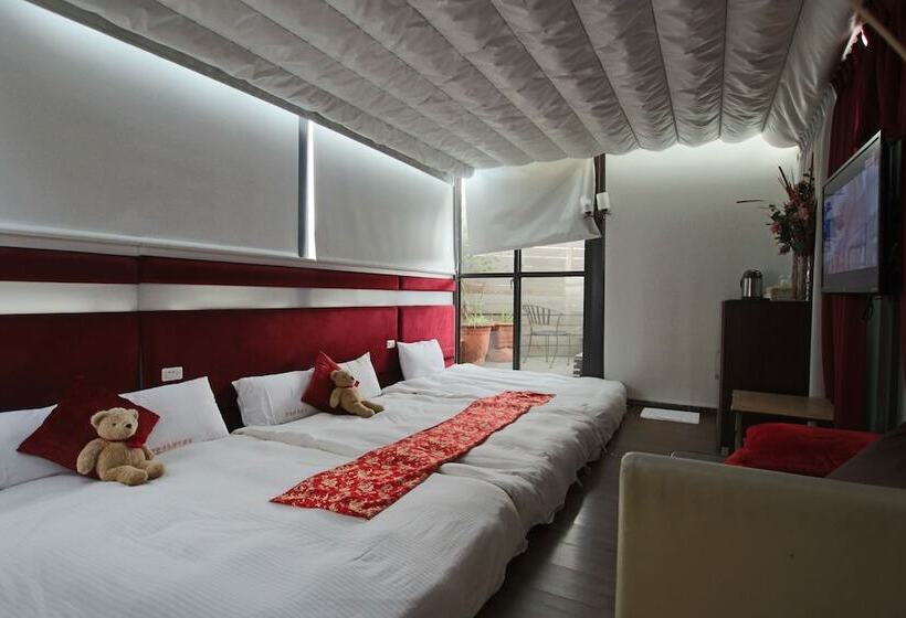 سوئیت پرزیدنت, Tanxiang Resort Hotel Sun Moon Lake Harbour   Sun Moon Lake Pier