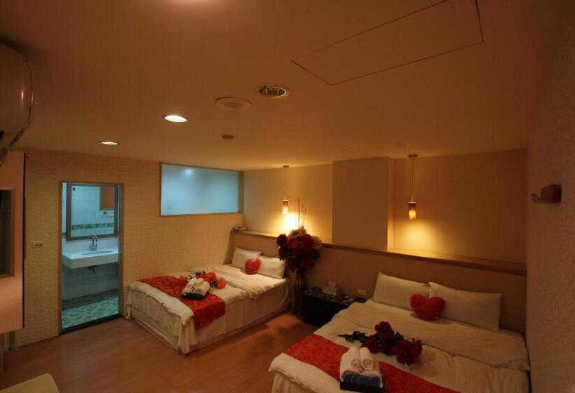 اتاق سوپریور با تخت بزرگ, Tanxiang Resort Hotel Sun Moon Lake Harbour   Sun Moon Lake Pier