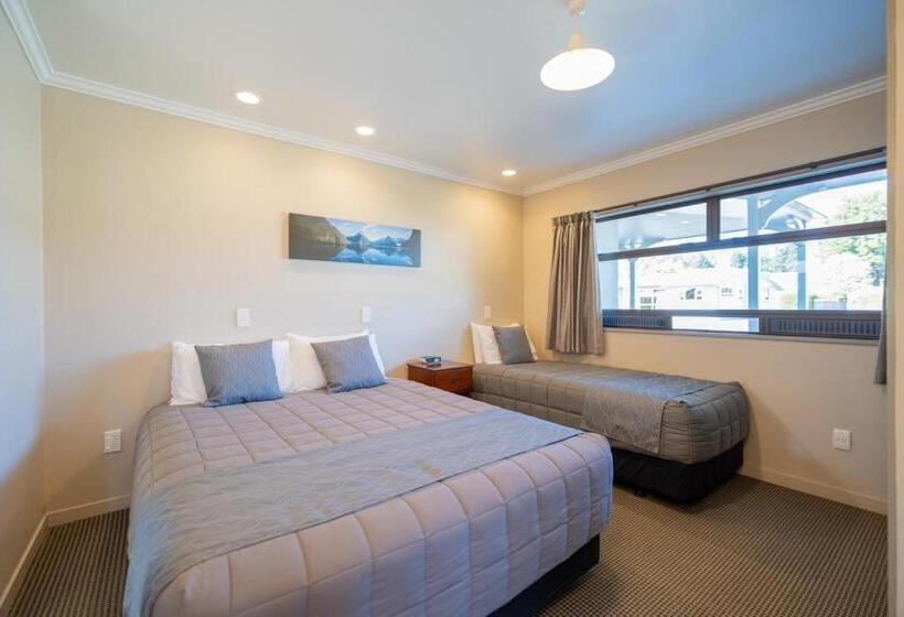 패밀리 룸 가든 전망, Te Anau Motel & Apartments