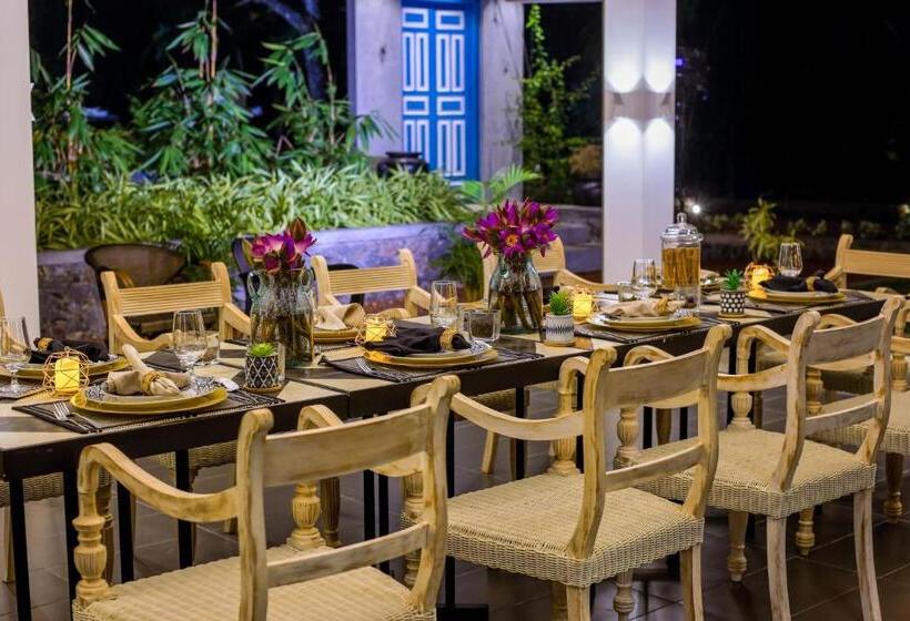 Номер Deluxe Кровать Кинг, The Niche By Dbi   10 Minutes To The Beach