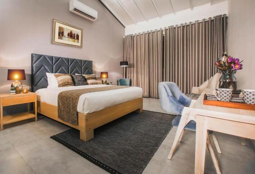 Номер Deluxe Кровать Кинг, The Niche By Dbi   10 Minutes To The Beach