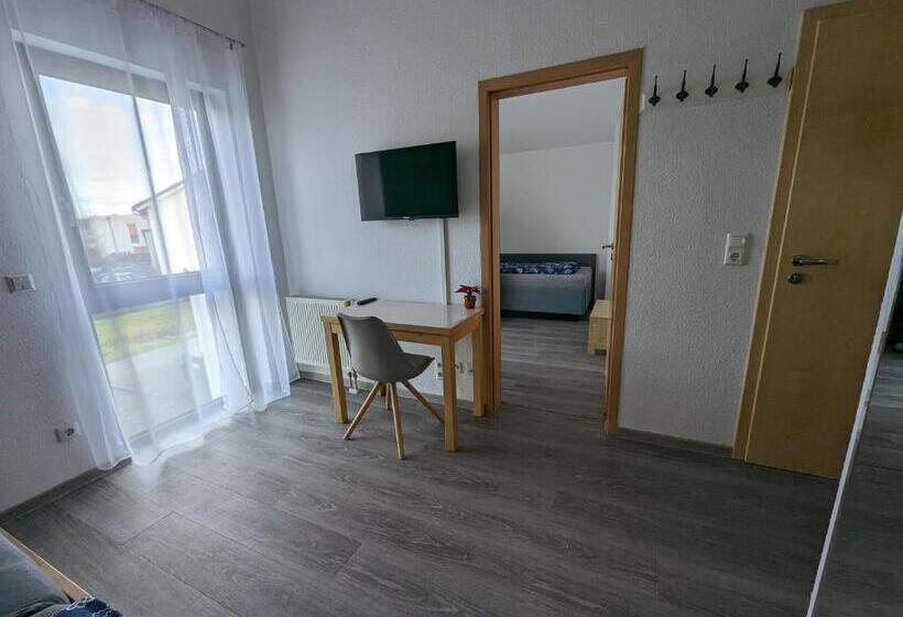 Семейный Номер, Pension Victoria