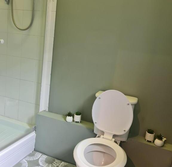 Стандартный Номер Кровать Кинг, Hen House